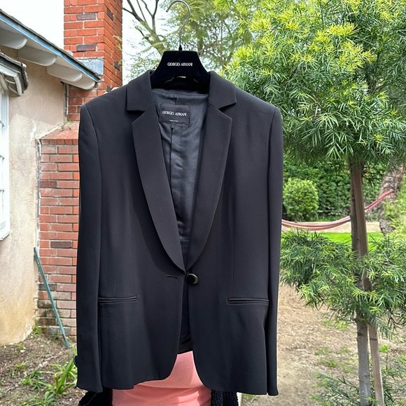 Giorgio Armani Women’s Business Jacket - Picture 1 of 4